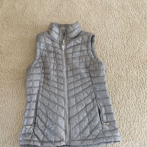 The North Face Women's Thermoball Vest size XS
